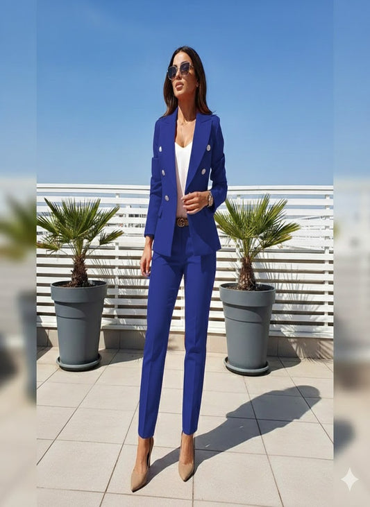 Chic Women’s Blazer & Trouser Set